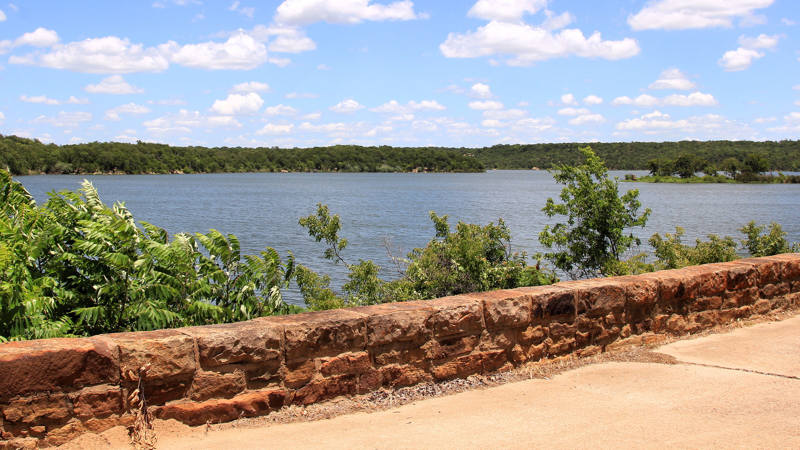Lake Mineral Wells from the state park overlook